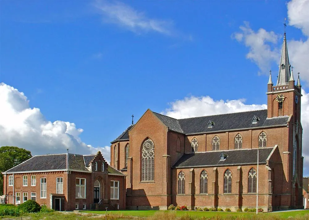 Uithuizen: Jacobus de Meerderekerk Uithuizen